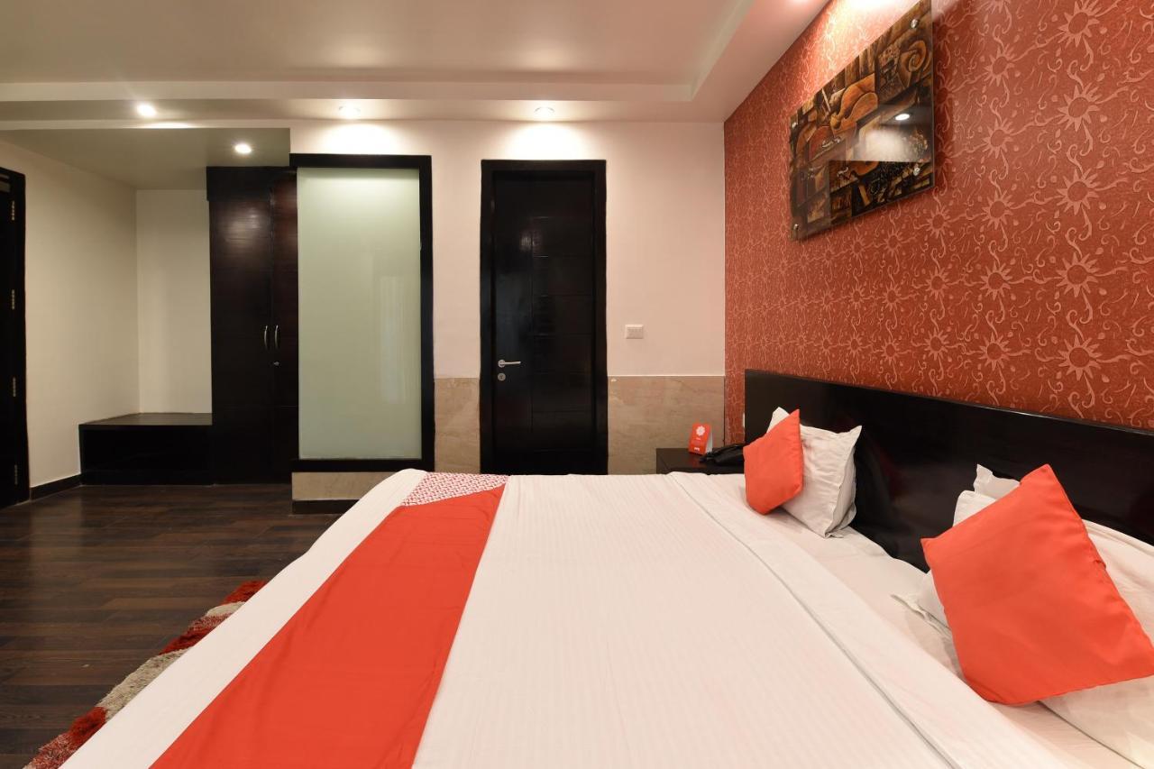 Oyo Flagship 18940 Hotel Swathi Új-Delhi Kültér fotó