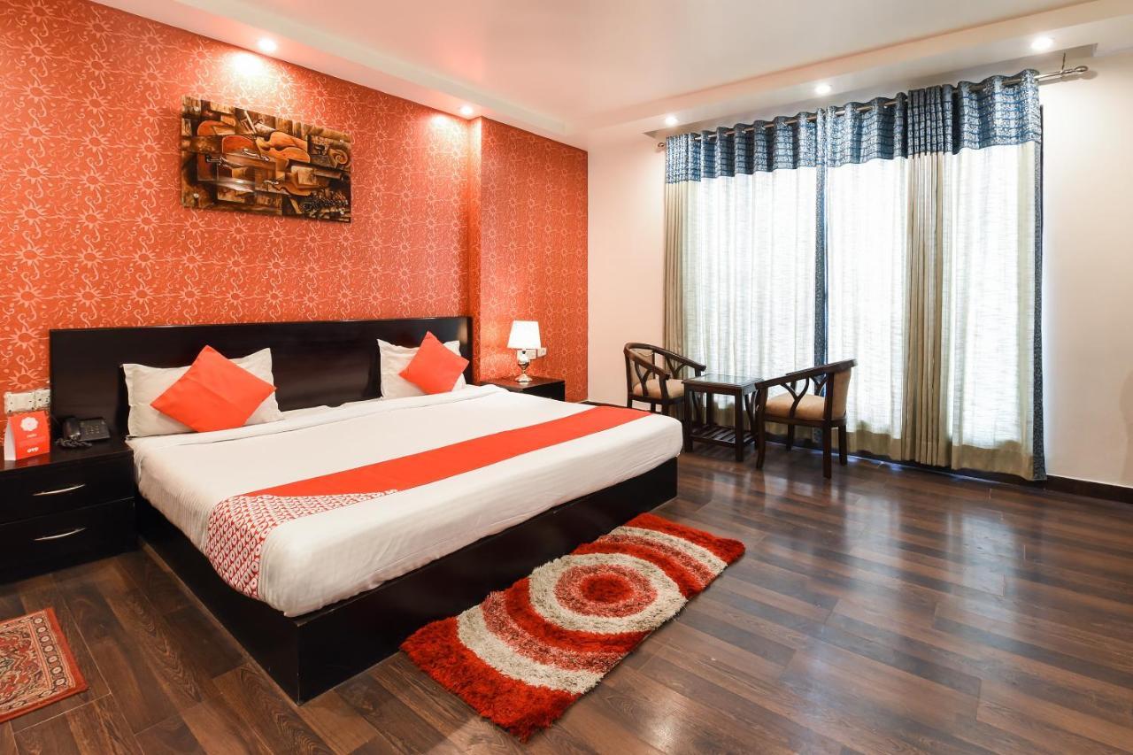 Oyo Flagship 18940 Hotel Swathi Új-Delhi Kültér fotó